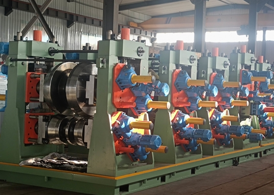 Linha de produção de tubos de soldagem por indução de alta frequência 4-12m de comprimento