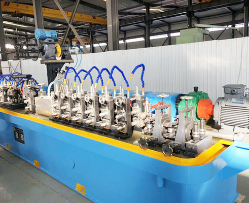 Linha de produção de tubos de aço carbono de 100 kW soldados HG20 para tubos de construção