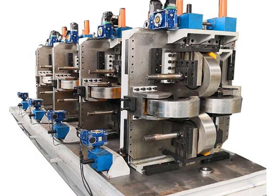 Sem mudança de rolos Solda Soldador Quadrado Tubos de Moinho de aço carbono Tubos automáticos de moagem