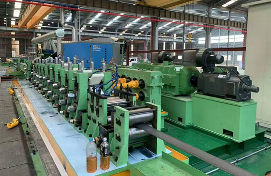 Máquina para fabricar tubos soldados de cor verde para tubos redondos com velocidade de 100 m/min
