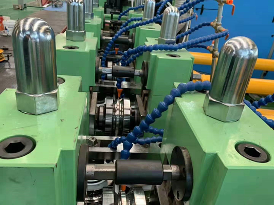 Máquina de fundição de tubos de alta frequência de diâmetro 530 mm Velocidade 25m / min