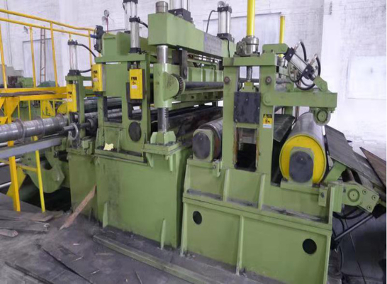 Largura máxima 1600 mm Espessura máxima 4 mm Máquina de corte de linha de aço de alto desempenho