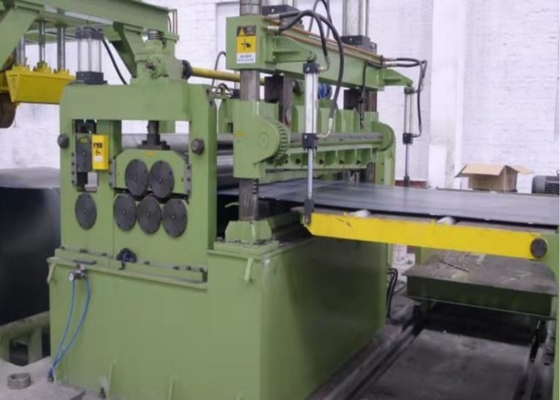 Largura máxima 1600 mm Espessura máxima 4 mm Máquina de corte de linha de aço de alto desempenho