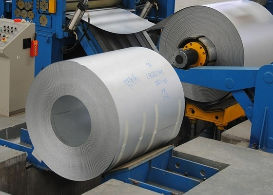 Máquina de corte de aço eficiente para bobina de diâmetro interno 450-550 mm controlada por Plc
