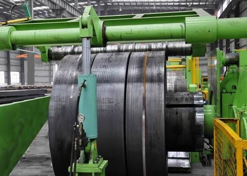Máquina de linha de corte de aço carbono CNC 1600×6mm Máquina de corte de aço 50m/min