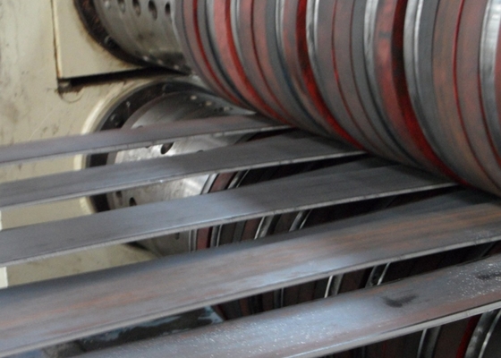 Máquina de corte de aço eficiente para bobina de diâmetro interno 450-550 mm controlada por Plc
