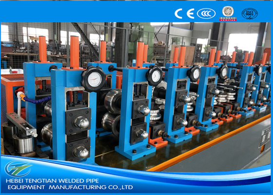 Linha de produção da máquina de moagem de tubos ERW ajustada Economia de energia Cor azul HG32