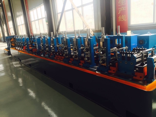 Linha de moinho de tubos de aço galvanizado ERW Hf Cor azul Economia de energia 120m / min Velocidade de funcionamento