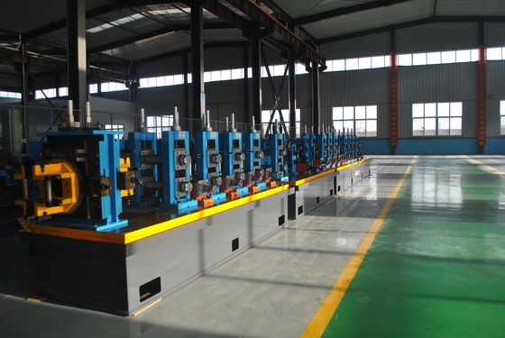 Linha de produção de tubos de aço ERW totalmente automática, formando diretamente tubos de diâmetro de 63 mm