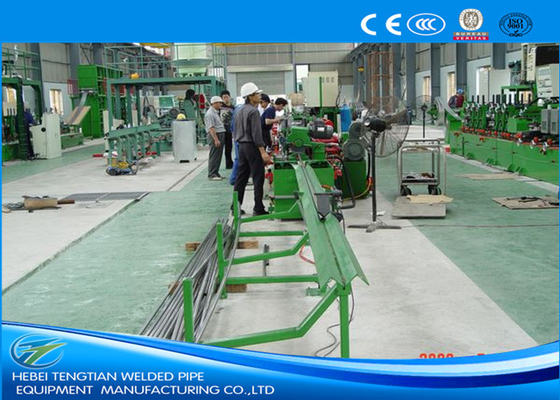 Máquina de fabricação de tubos de aço profissionais de cor azul durável 80m / min CE