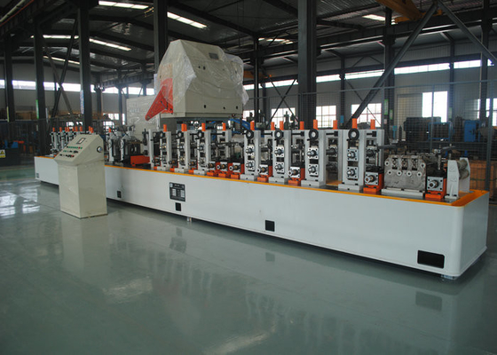Fabricação automática de tubos de aço soldados