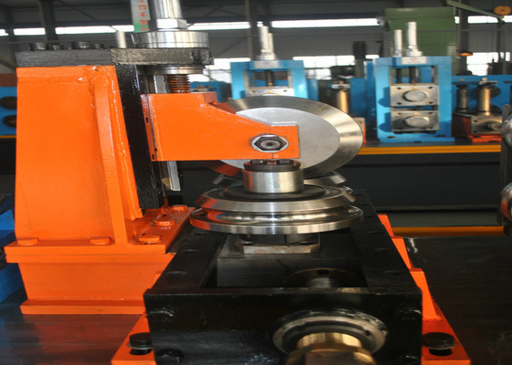 Fabrica de máquinas de fabricação de tubos de alta velocidade