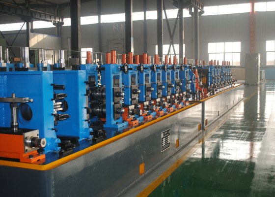 Fabrica chinesa de tubos de precisão venda directa de alta velocidade 30-120m / min tubo de aço carbono metal / máquina de tubos de alta precisão