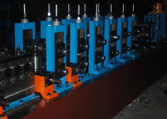 SS ERW Hf Tubos Soldados / Máquina de Fabricação de Tubos Materiais de aço de baixo carbono