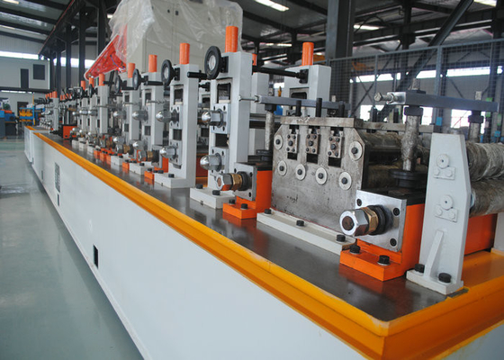 Máquina de fabricação de tubos de metal e aço de precisão Máquina de fabricação de tubos redondos / quadrados Alta velocidade Max 120m/min