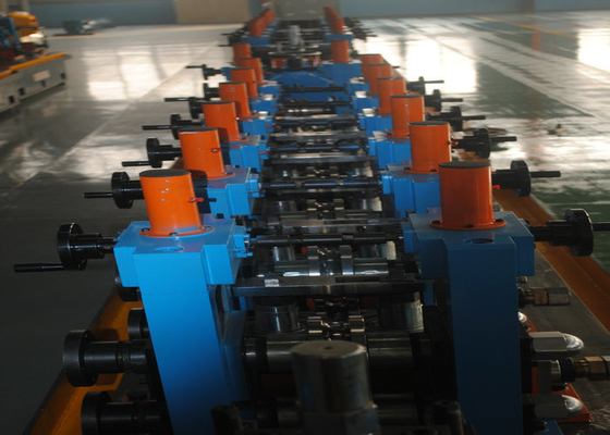 Máquina de moagem de tubos de alta precisão de costura reta Ss para diâmetro de tubo de 25-76 mm