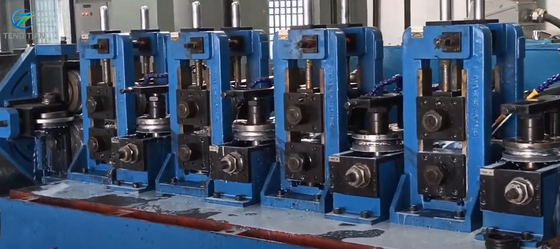 Máquina automática de moldagem de tubos Máquina de fabricação de tubos de aço carbono Máquina de moldagem de tubos ERW
