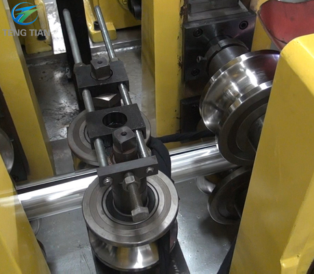 Linha de produção de tubos de aço Máquina de fabricação de tubos Máquina de moagem de tubos