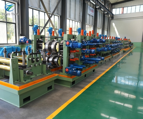 Máquina de fabricação de tubos de aço de alta precisão 380V Velocidade de funcionamento 150m / min
