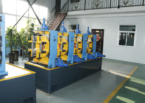 Máquina de moldagem de tubos de aço carbono ERW / moldagem de tubos de tubos Max 80m/min Worm Gear