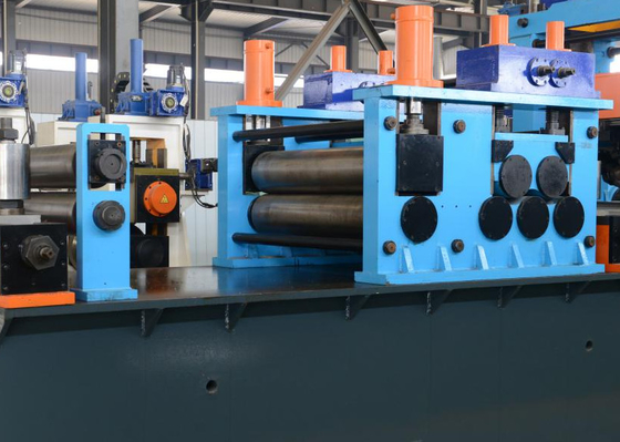 80m/min Máquina de moagem de tubos Projeto de buracos Tubo de aço soldado elétrico Moagem automática de tubos