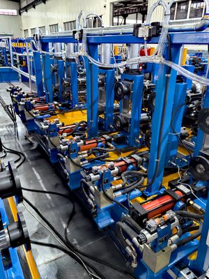 China Machinery Profissional Design and Production Factory Api Erw Steel Tube Production Mill Line 4-12mm Parede espessura máquina de fabricação de tubos