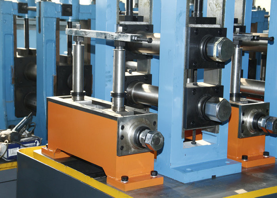 Bens da máquina da produção da tubulação de aço carbono para os tubos da mobília do carbono
